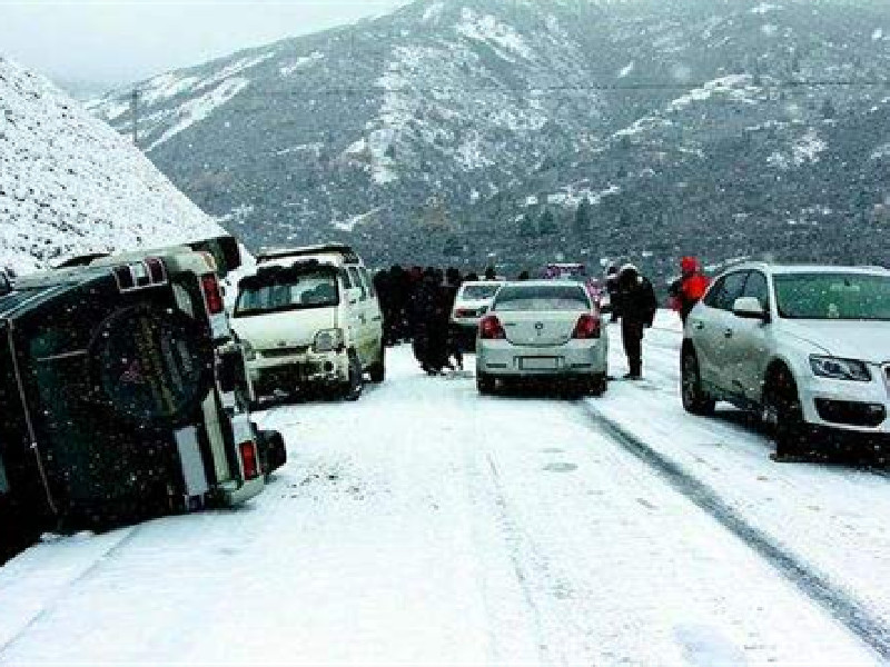 冬季遇到车轮打滑怎么办？记住这四条小妙招，安全无忧