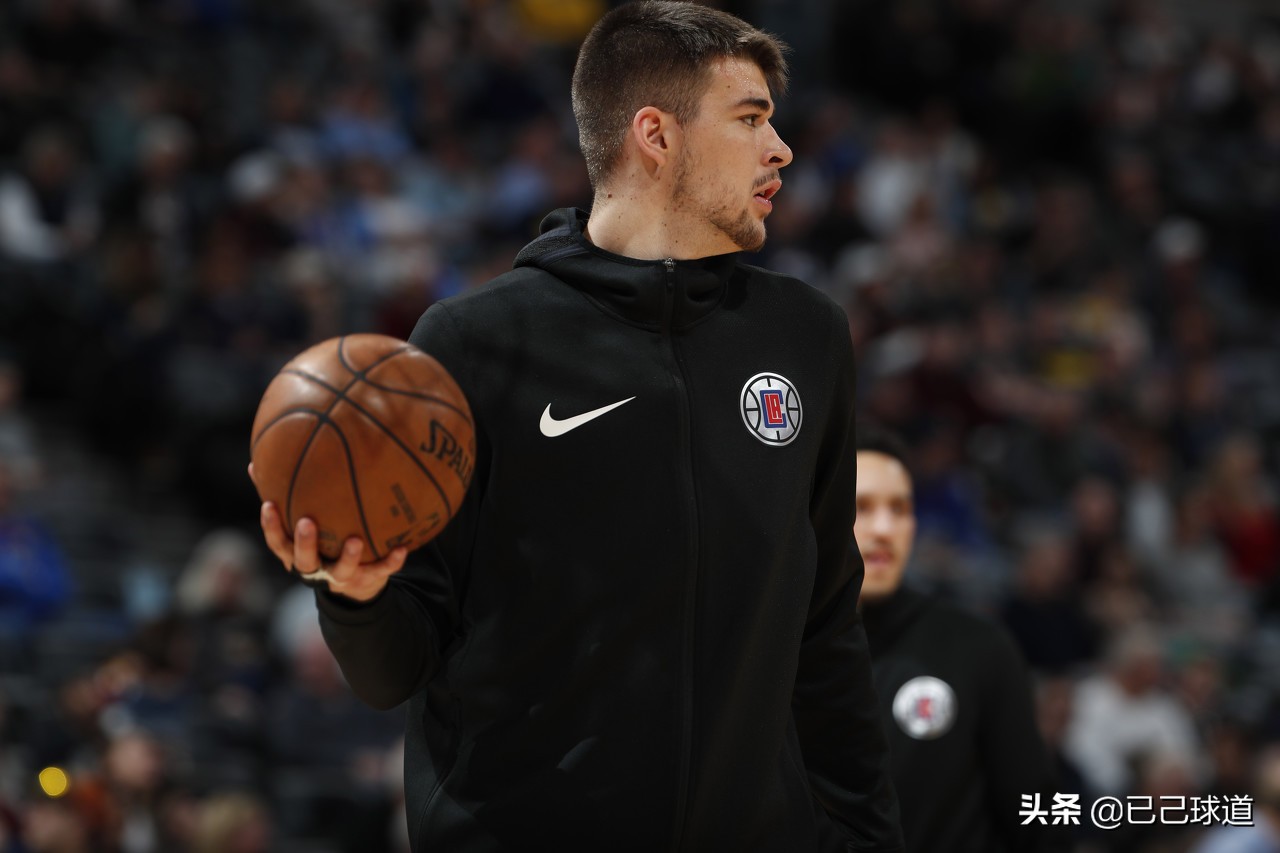 nba2kol2快船进攻策略,快船如何增强内线