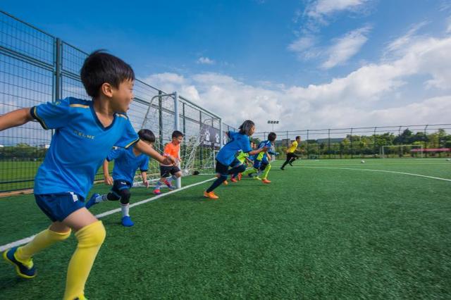 少儿足球体验课堂,少儿足球课程