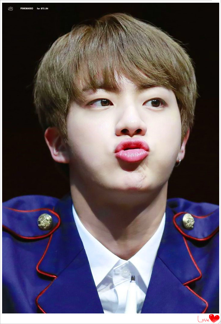 bts防弹少年团金硕珍1到20岁变化,当阿米夸金硕珍帅时金硕珍的反应