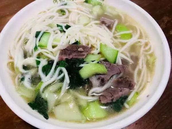 宁波哪里有吃正宗牛肉面的地方,宁波顶流商圈