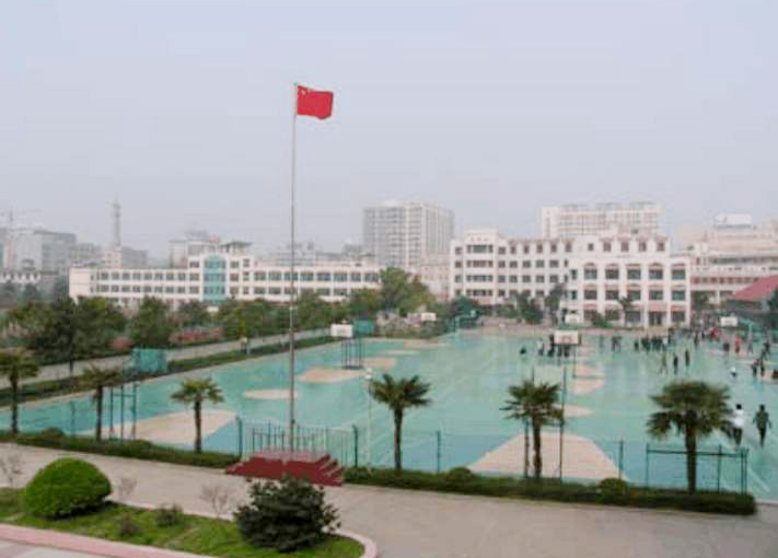 江苏省姜堰中学在哪里,江苏省姜堰中学一本率