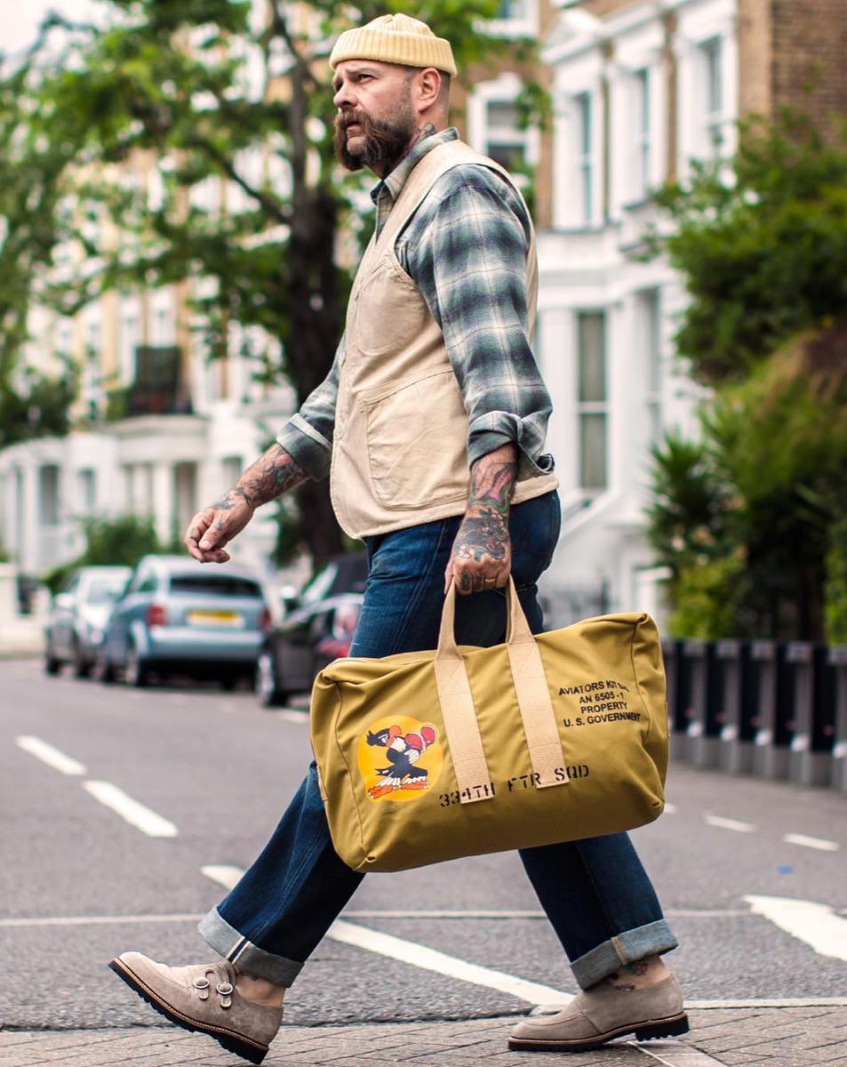 男人为什么开始留胡子,为什么有些男的就是没长胡须