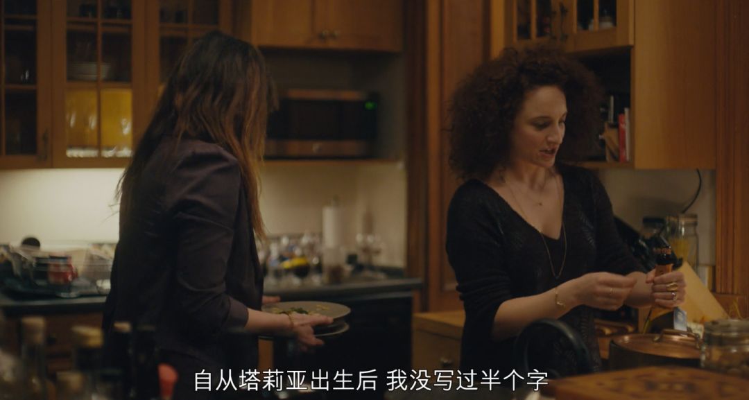 造人不靠*生活性**，夫妻俩竟然对生育上瘾