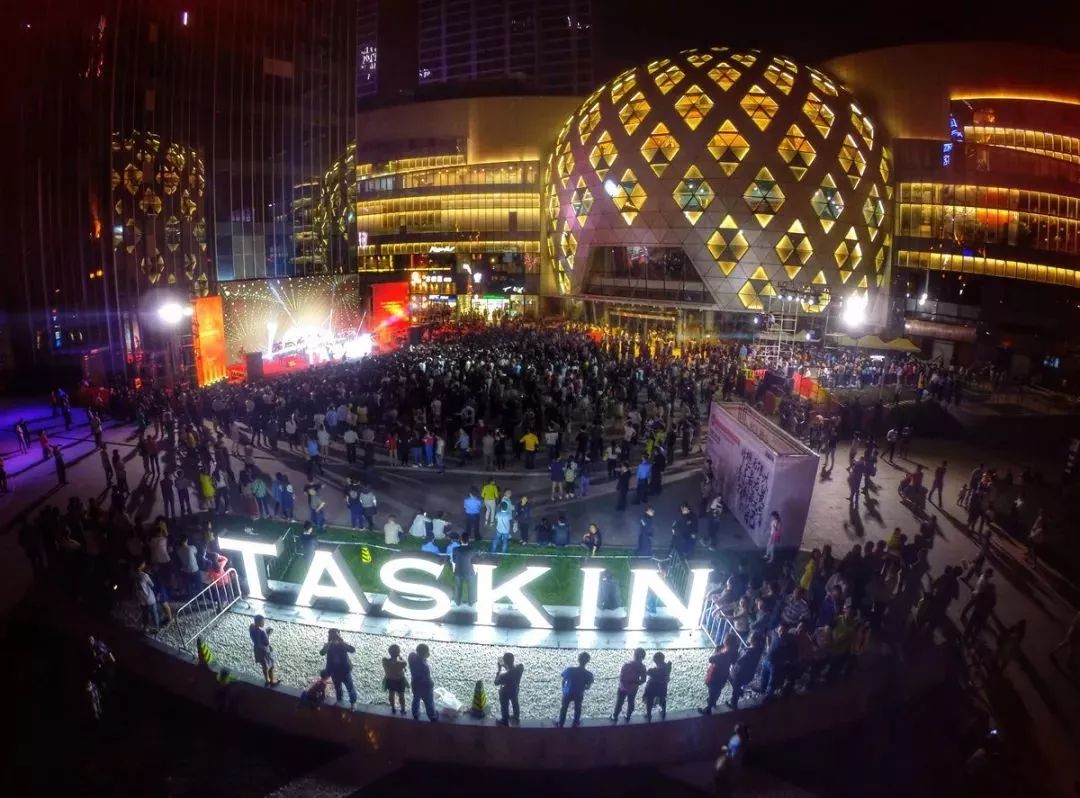 夜太美！这16个抓住“夜经济”红利的mall，已经玩嗨了