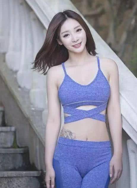 23年龄穿什么样的胸罩,23岁应该穿什么类型的衣服