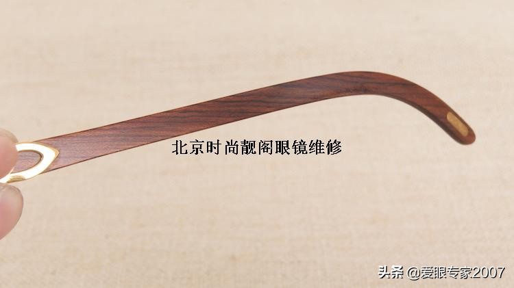 卡地亚眼镜珍贵材质系列,卡地亚眼镜金色的都是什么材质