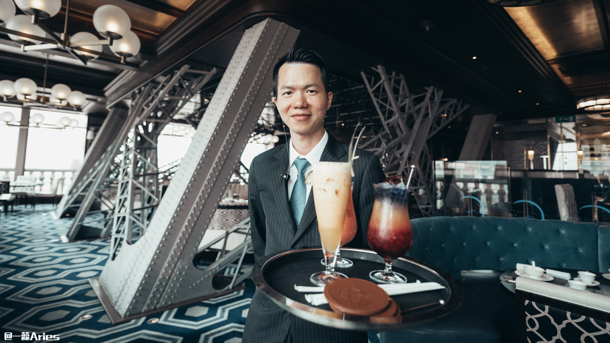 来澳门感受一下紫醉金迷,澳门一天游必去的美食街