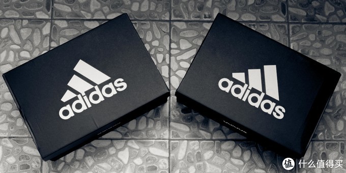 阿迪达斯耐磨实战篮球鞋灰蓝开箱,阿迪达斯新出的boost球鞋