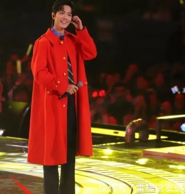 肖战个子这么高穿多长的鞋子,肖战的增高鞋子