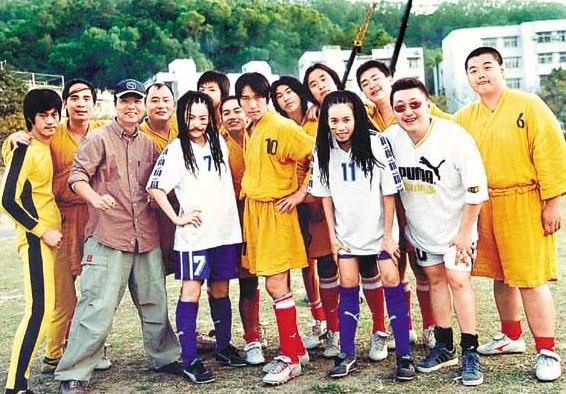 电影少林足球演员现状,少林足球赵薇扮丑出演