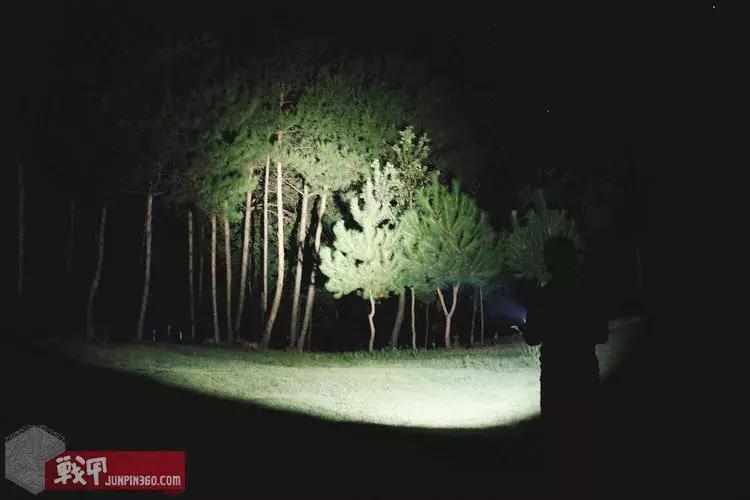 评FenixTK15UE手电：经典之作，总有它的理由