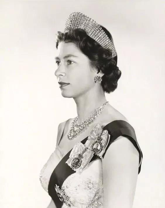 卡地亚王室珠宝,卡地亚有哪些经典珠宝