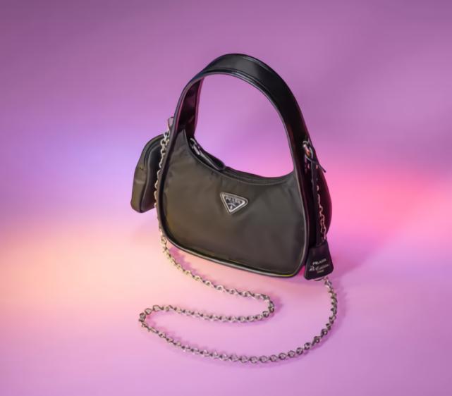 prada出过这款包包吗,prada目前最火的包