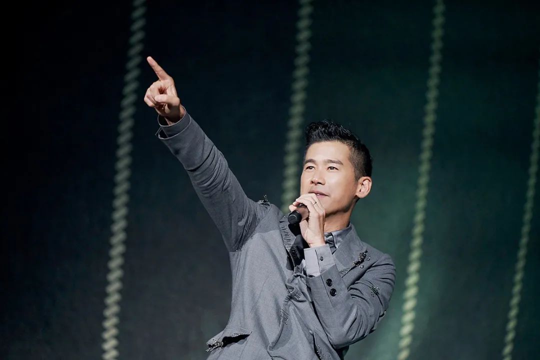 香港艺人力挺耐克,作死的香港演员