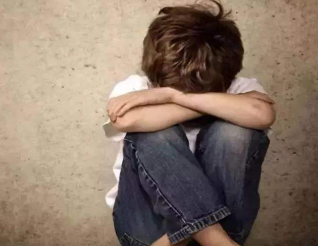 孩子出现负面情绪如何疏导,家长告诉孩子太多负面情绪怎么办