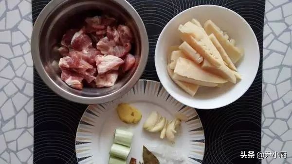 没吃完的猪肉切记不要放冰箱！肉贩子教我土方法，放1年照样新鲜