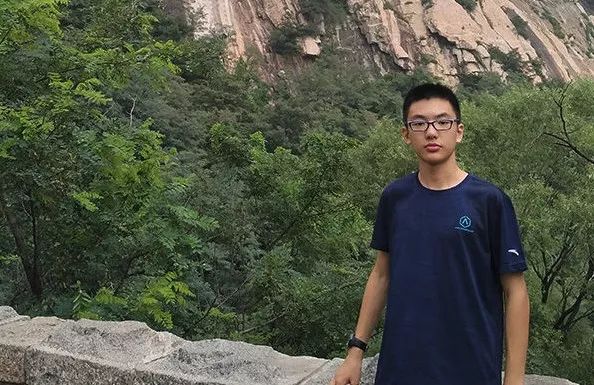 在这个全民英语的时代，英语是普通人撬开命运另一扇大门的钥匙