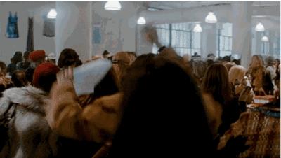 贫民窟女孩必备100个东西,贫民窟女孩必备