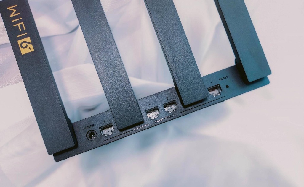 289买WiFi6+路由，华为AX3Pro评测，9大测试让这货无处遁形