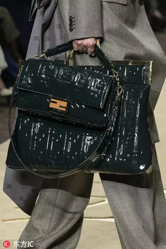 粉色打底适合什么颜色的外套,最适合女生的颜色