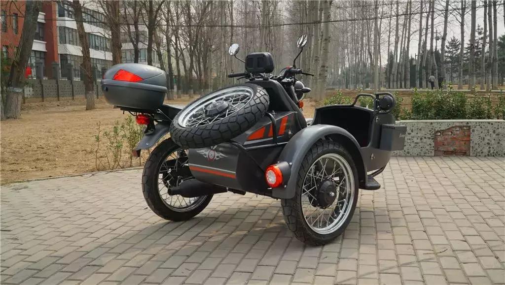 带倒挡还省油！实拍2.38万元全面升级款洛嘉挎子！