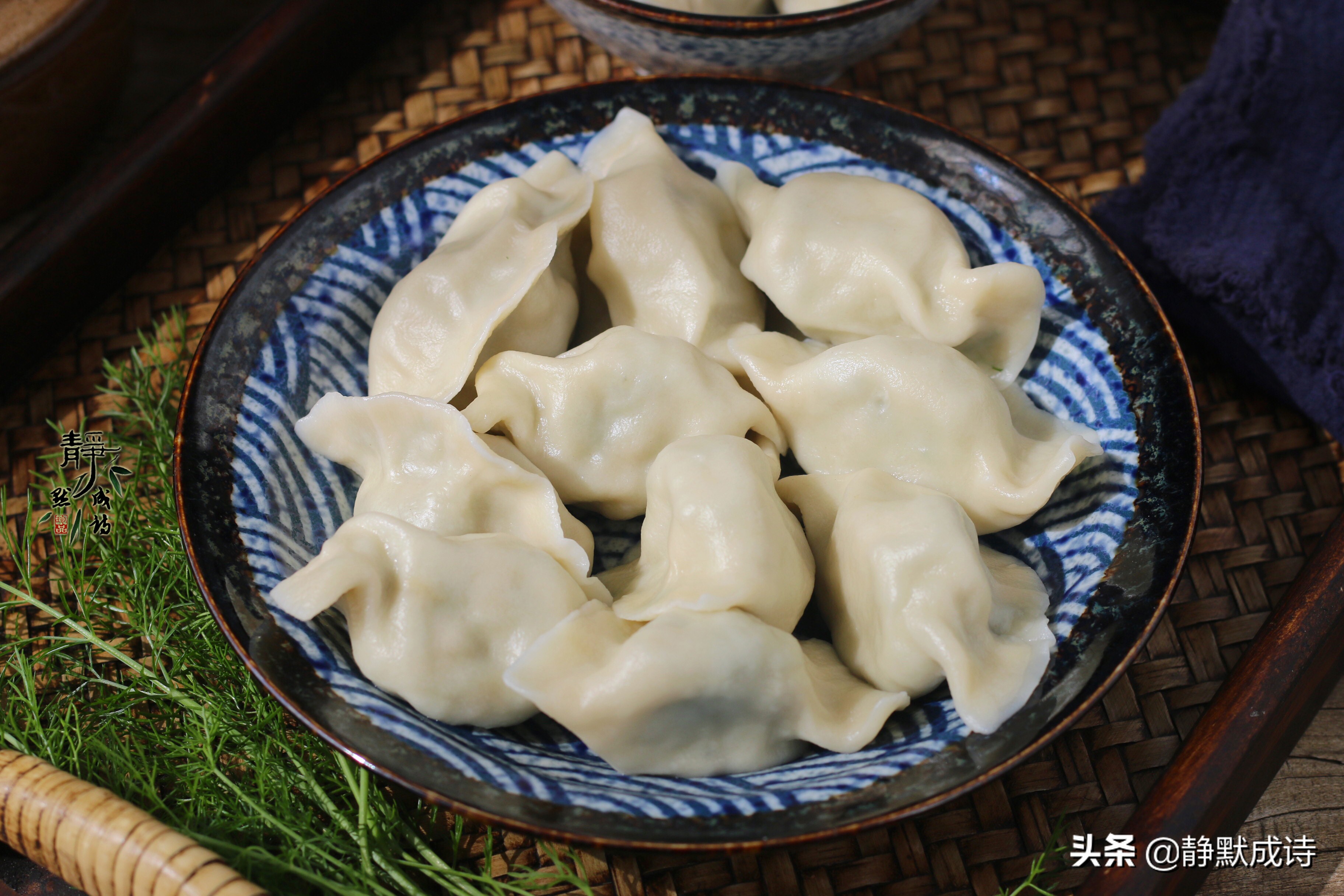 春天啥菜包饺子好吃,此菜软糯q弹