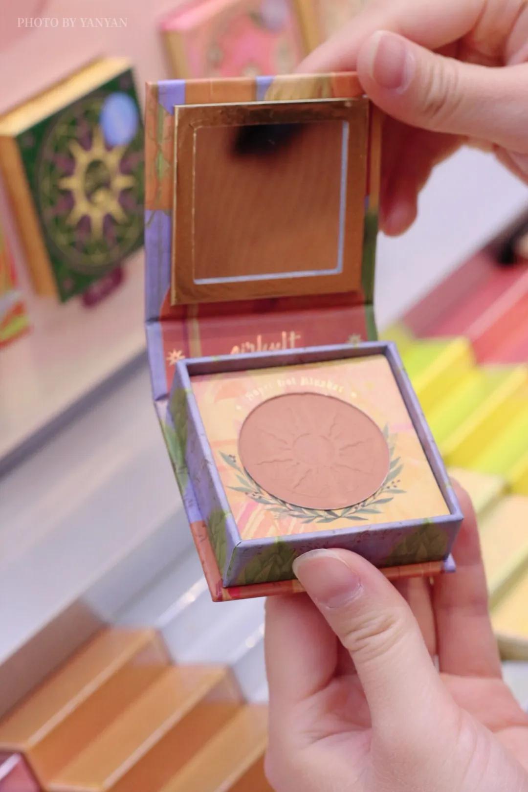 南京彩妆集合店wowcolour,有没有和wowcolour差不多的彩妆店