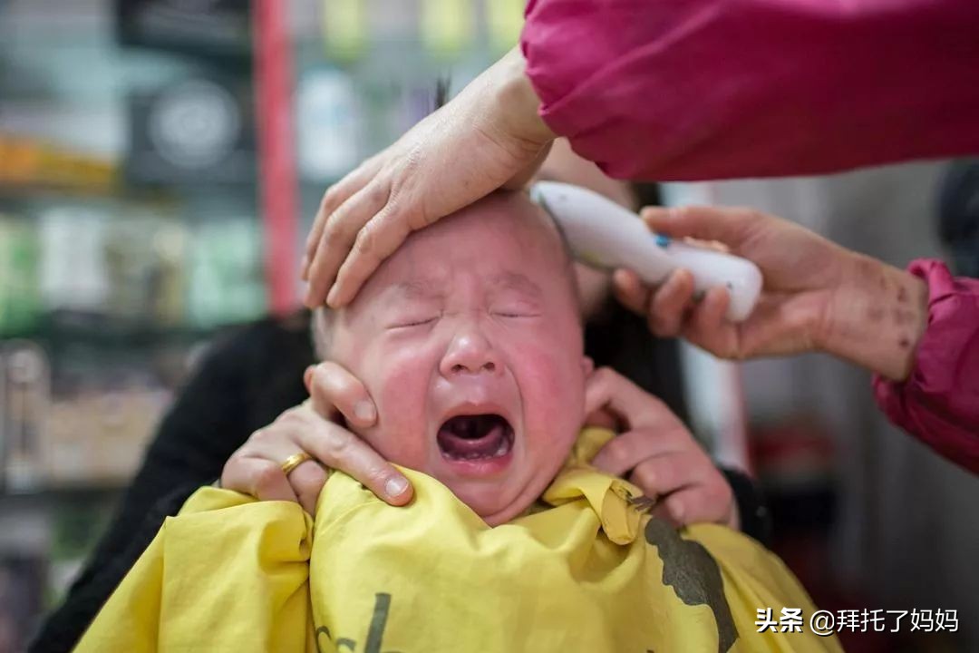 热天给宝宝剃光头,千万别给宝宝剃光头