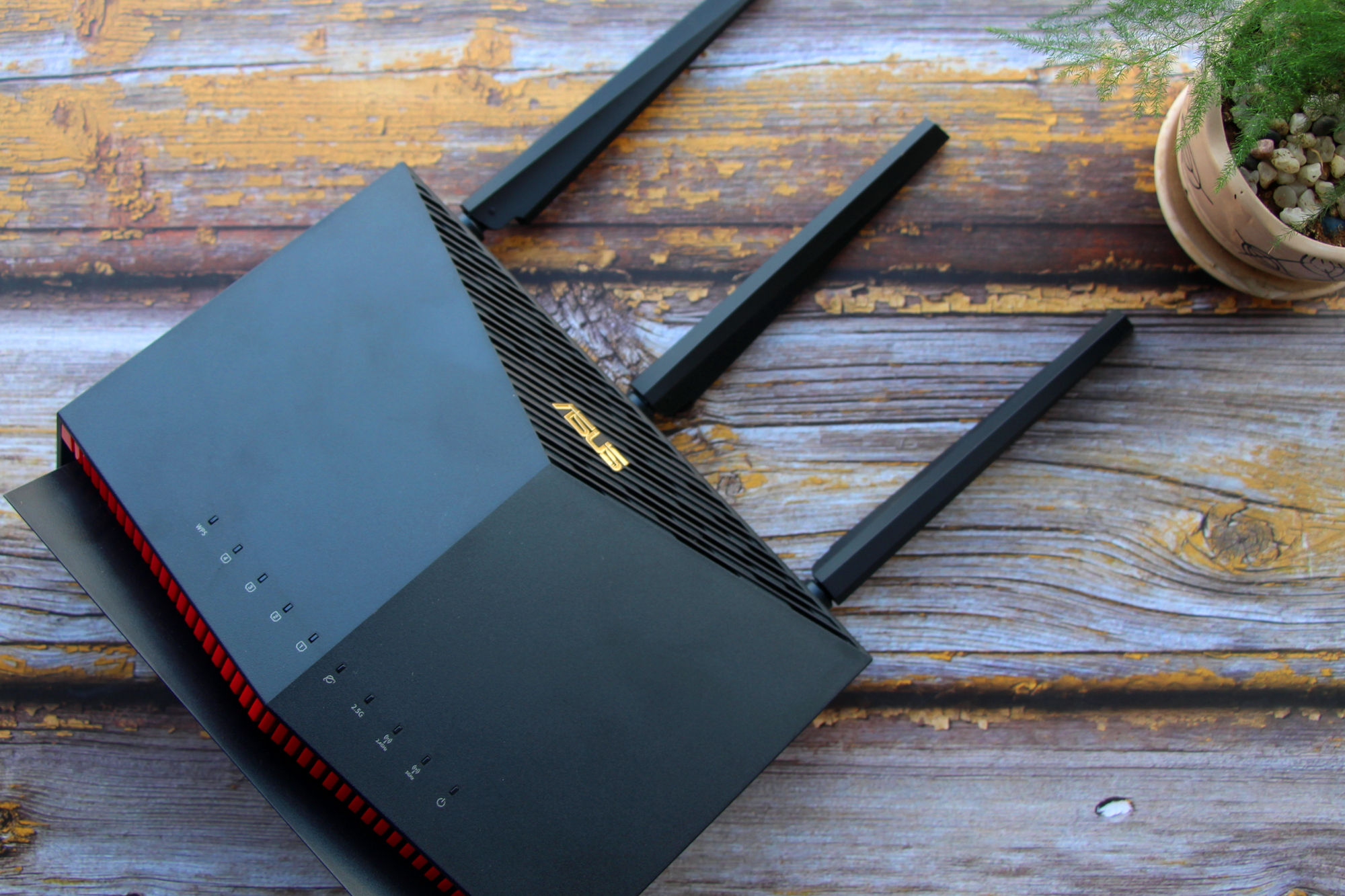 华硕ax86upro穿墙能力评测,华硕巨齿鲨路由器评测