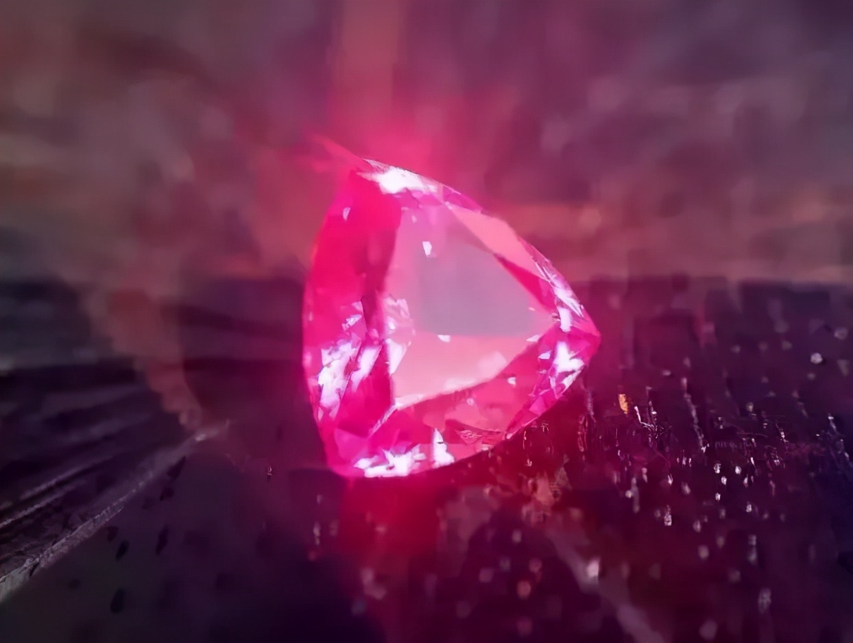 红尖晶石属性,红色尖晶石是宝石吗