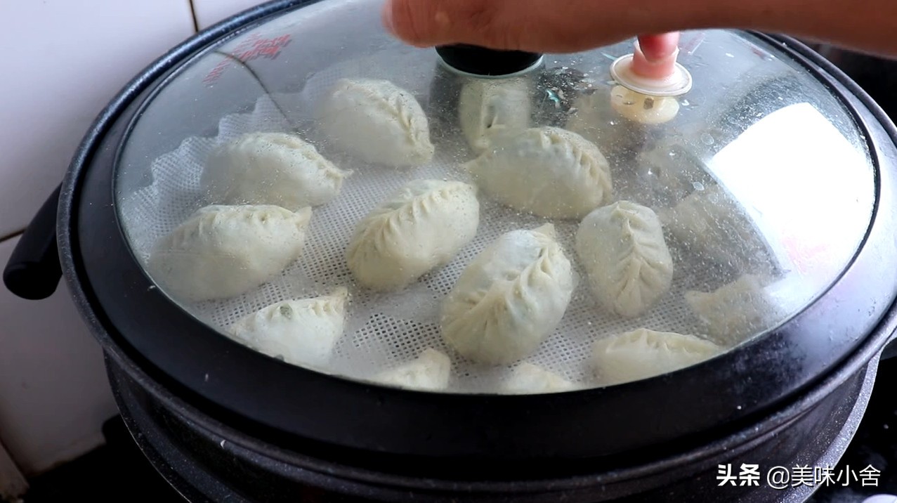 教您蒸饺的家常做法视频,烫面蒸饺怎么做又软又好吃