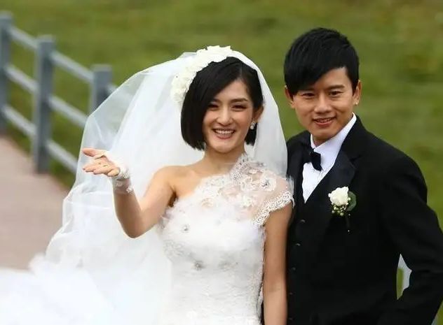 刘烨张杰春晚对话,张杰和刘烨一起参加跨年晚会