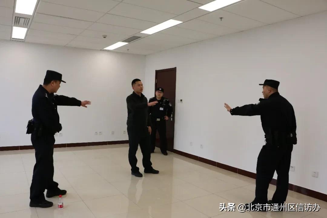 新提拔领导干部培训班,给新上任的基层专干培训