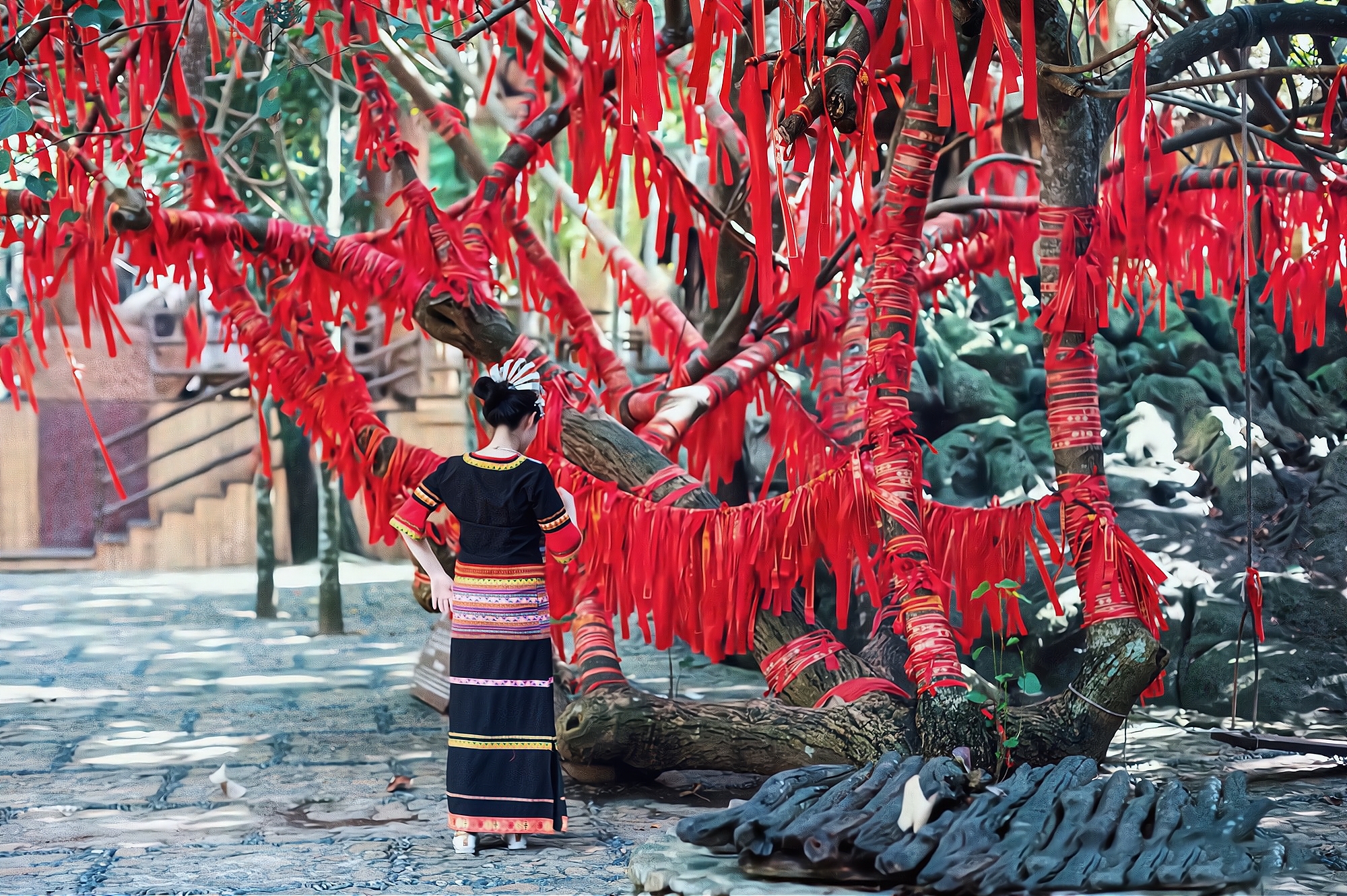 三亚被游人吐槽,为什么三亚消费比外国还高