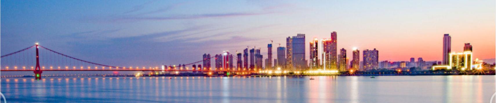 一座英雄的城市武汉,武汉怎么样这个城市发达吗