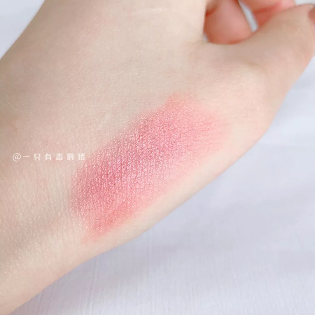 空管的润唇膏,空管的唇膏