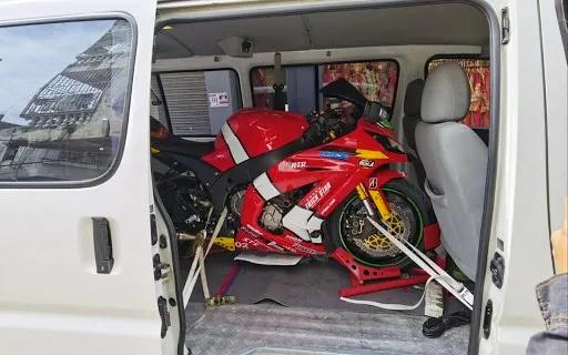 捡到一颗螺丝,捡到一个螺丝