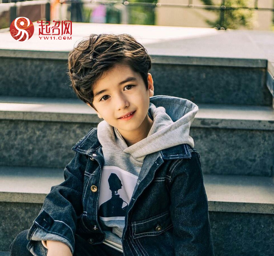 惊艳了时光的男人视频,惊艳的男孩古风名字