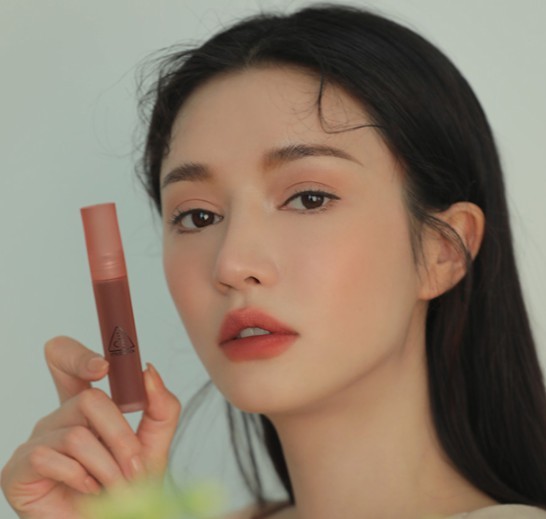 开学平价粉底混油皮,开学季彩妆怎么选