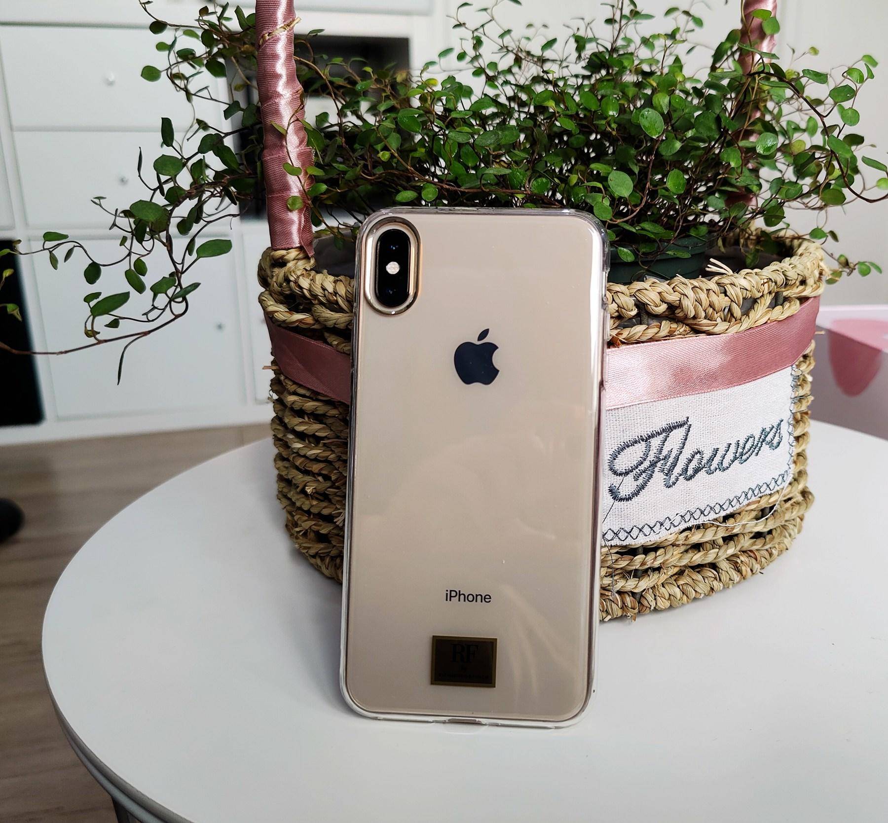 richmondfinch苹果xsmax手机壳,换一张新的手机壳