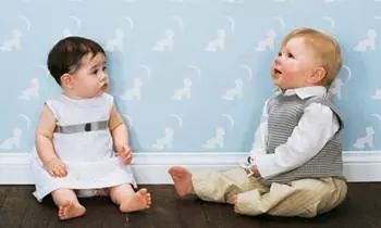 不说话的孩子如何引导说话,两岁小孩怎么引导他开口说话