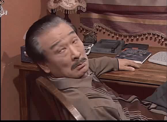 这部9.6分的顶级神剧,9.1分高能剧回归开局燃爆