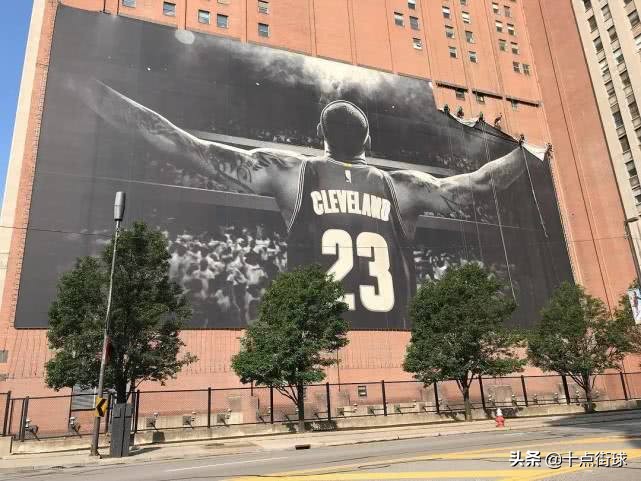 耐克广告事件原因,耐克广告语惹众怒别输给一只兔子