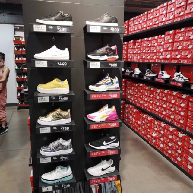 优衣库阿迪nike,优衣库adidas