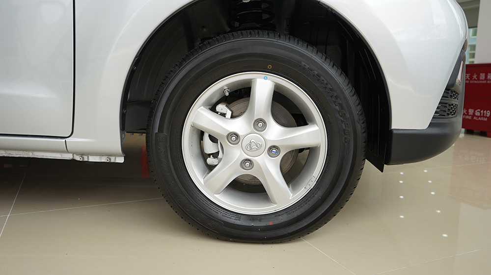 长安欧诺s如何选,长安欧诺s最新版测评