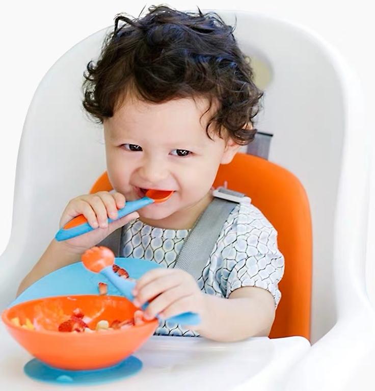 宝宝最爱的食物,宝宝适合用的餐具和餐盘