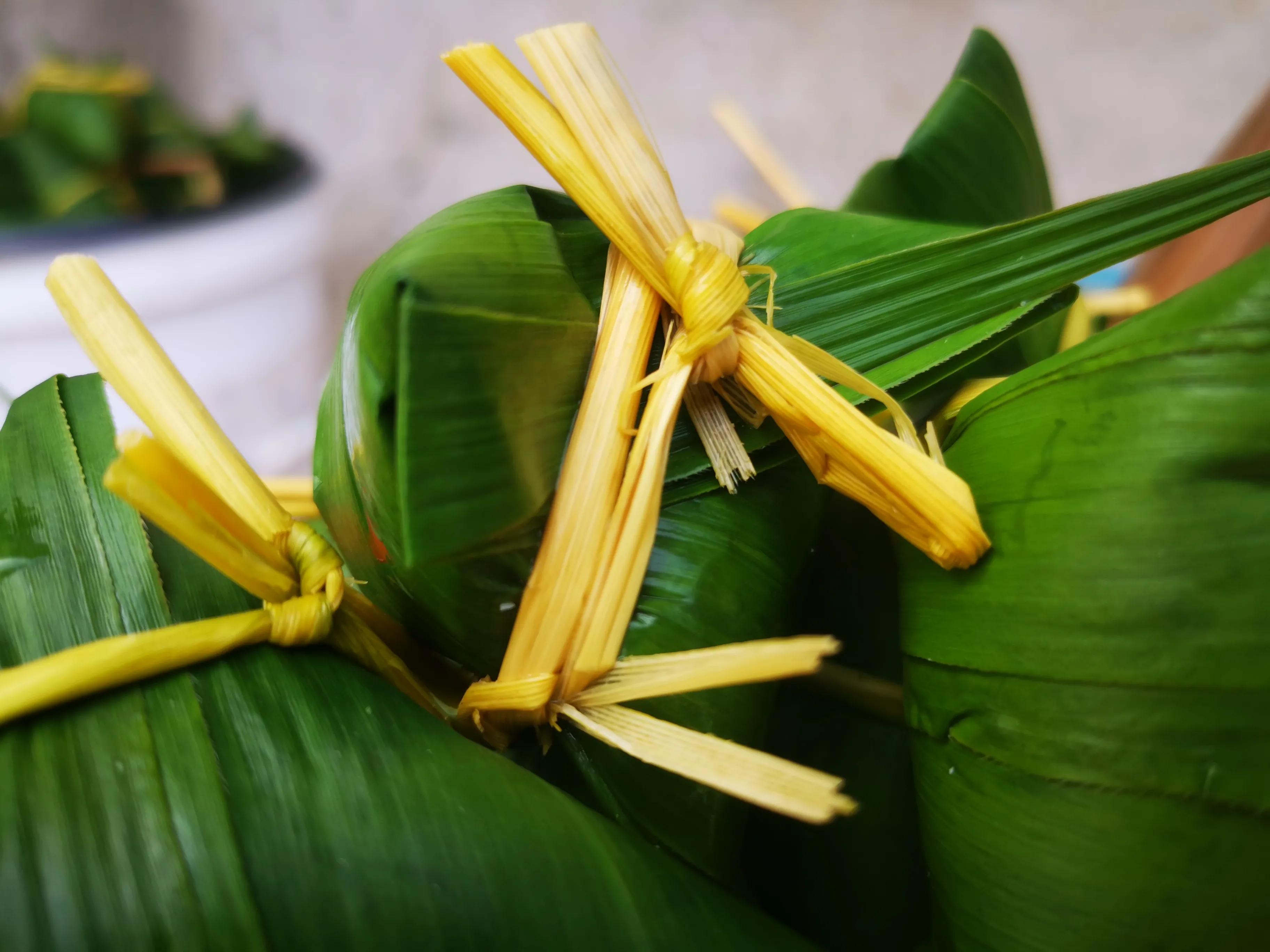 一年四季包粽子卖能挣钱吗,在家包粽子去街上卖能挣多少钱