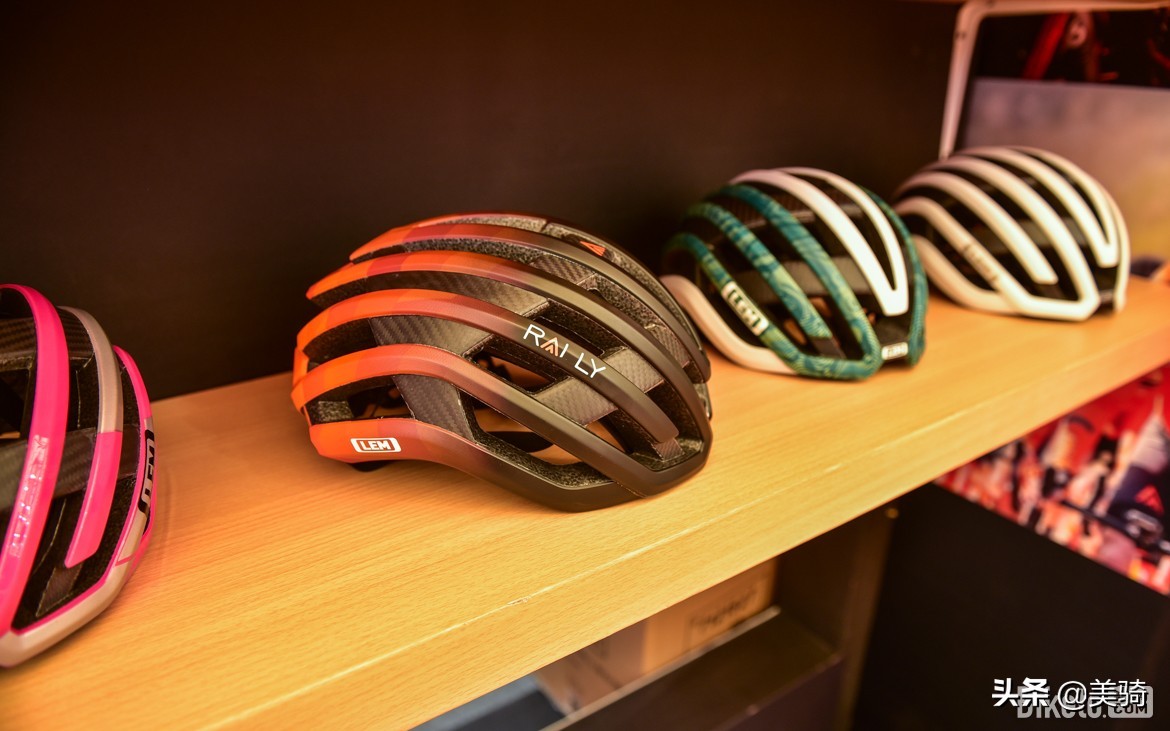 奇妙的自行车全集,上海自行车展会2023凤凰自行车