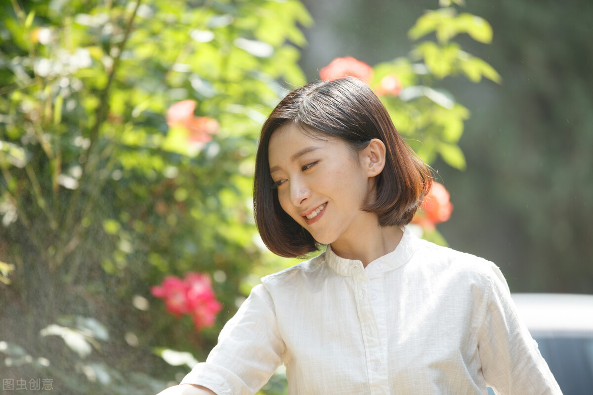 鲜花店如何开起来卖花赚钱,开鲜花店一年能赚多少钱